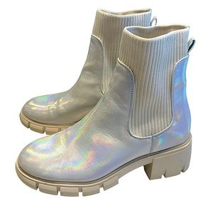 Holographic 🌈 disco booties, vintage LA 🪩 ladies size 8 👢